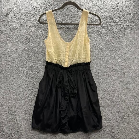 Staring at Stars Small‎ Dress Lace Cream Top Black Skirt Pockets Evening Party - Picture 1 of 8